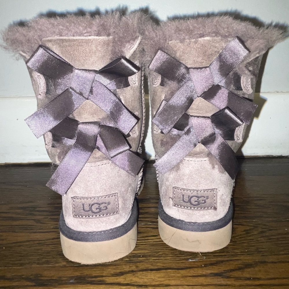 UGG Bailey Bow ll Boot 
caribou (kids) - Picture 3 of 3